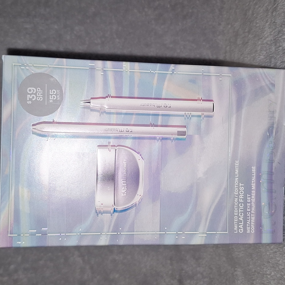 New r.e.m. beauty Limited Edition Galactic Frost Metallic Eye Set